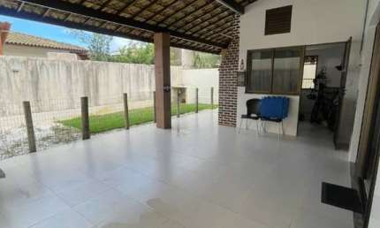 Casa de Condomínio Para Vender com 3 quartos 2 suítes no bairro Aruana em Aracaju