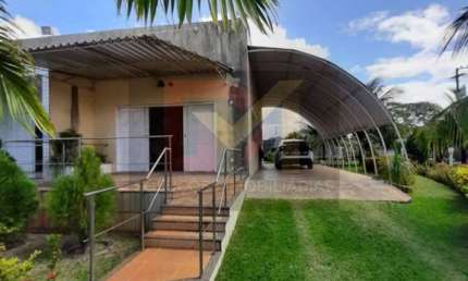 Chácara Para Vender com 3 quartos 3 suítes no bairro Robalo em Aracaju-SE.