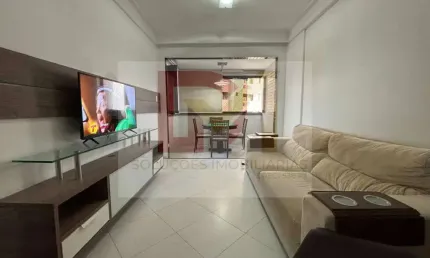 Apartamento Para Vender com 4 quartos 2 suítes no bairro Atalaia em Aracaju / Condomínio Célia Fonseca.