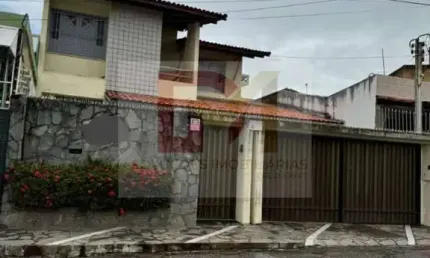 Casa Para Vender com 5 quartos 1 suítes no bairro Salgado Filho em Aracaju