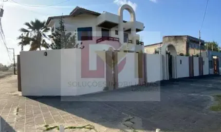 Casa Para Vender com 5 quartos 5 suítes no bairro Aruana em Aracaju
