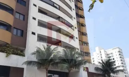 Apartamento Para Vender com 2 quartos 2 suítes no bairro Jardins em Aracaju / Edifício Ronaldo Calumby Barreto.