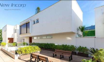 Casa em condomínio fechado com 4 quartos à venda na Henrique Neves Lefevre, 372, Jardim Petrópolis, São Paulo por R$ 3.950.000