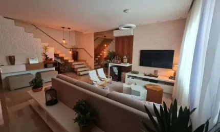 Casa com 3 quartos à venda na Rua Pero Neto, 389, Saúde, São Paulo por R$ 1.610.000