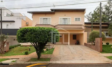 Casa com 4 quartos para alugar, 240 m² por R$ 6,550/mês - Condomínio Vale do Arvoredo - Londrina/PR