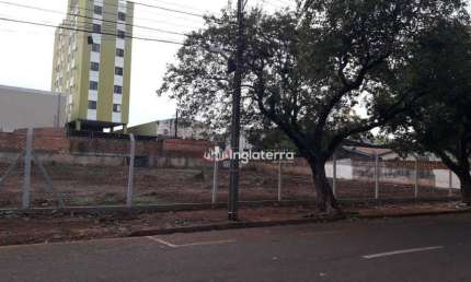 Terreno à venda, 2400 m² por R$ 4.500.000,00 - Vitória - Londrina/PR