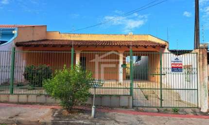Casa com 1 quarto para alugar, 150 m² por R$ 1.100/mês - Jardim Graziela - Londrina/PR