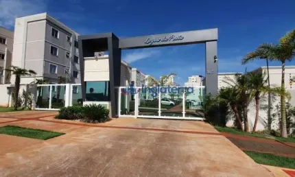 Apartamento com 2 quartos para alugar, 47 m² por R$ 1.650/mês - Acquaville - Londrina/PR