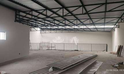 Barracão para alugar, 486 m² por R$ 8.000,00/mês - Santa Mônica - Londrina/PR