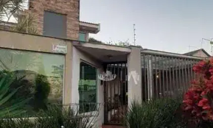 Casa com 3 quartos à venda, 270 m² por R$ 1.100.000 - Jardim Santa Monica - Rolândia/PR