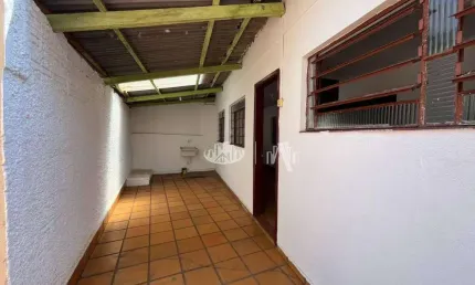 Casa com 2 quartos para alugar, 100 m² por R$ 1.900/mês - Arco Íris - Zona Sul de Londrina/PR