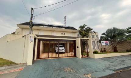 Casa com 4 quartos para alugar, 374 m² por R$ 8.900/mês - Parque Residencial Alcântara - Londrina/PR