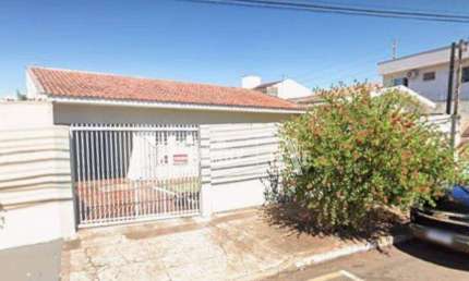 Casa com 3 quartos à venda, 180 m² por R$ 650.000 - Vila Nova - Centro de Londrina/PR