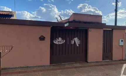 Casa com 2 quartos à venda, 80 m² por R$ 210.000 - Jardim União da Vitória - Zona Sul de Londrina/PR