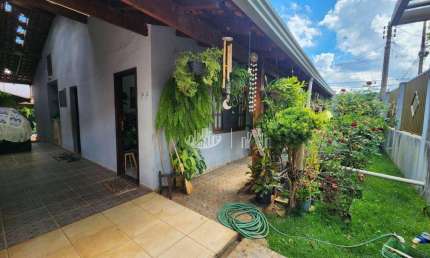 Casa com 3 quartos à venda, 208 m² por R$ R$ 698.000 - Antares - Zona Leste de Londrina/PR