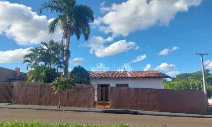 Casa com 3 quartos à venda, 123 m² por R$ 590.000 - Jardim Adriana I - Zona Sul de Londrina/PR