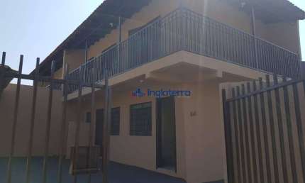 Casa com 2 quartos para alugar, 80 m² por R$ 1.200/mês - Aquilles Sthengel - Londrina/PR