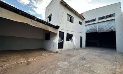Barracão para alugar, 182 m² por R$ 5.000,00/mês - Jardim Agari - Londrina/PR