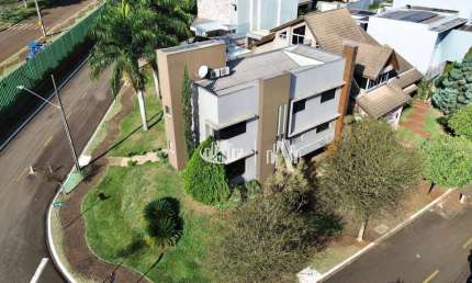 Casa com 4 quartos, 293 m² - venda por R$ 3.200.000 ou aluguel por R$ 10.000/mês - Royal Park Residence - Londrina/PR