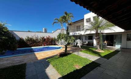 Casa com 5 quartos para alugar, 455 m² por R$ 8.000/mês - Mediterrâneo - Zona Sul de Londrina/PR