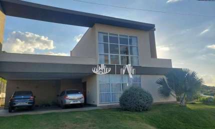 Casa com 3 quartos para alugar, 272 m² por R$ 12.500/mês - Terras De Canaã - Cambé/PR