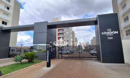 Apartamento com 2 quartos para alugar, 45 m² por R$ 1.270/mês - Jardim Maria Celina - Londrina/PR