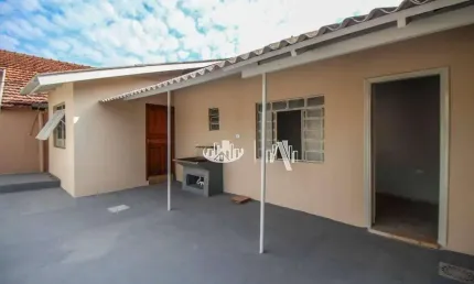 Casa com 2 quartos para alugar, 50 m² por R$ 1.000/mês - Vila Nova - Londrina/PR