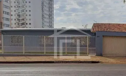 Casa com 3 dormitórios à venda, 190 m² por R$ 850.000,00 - Centro - Londrina/PR