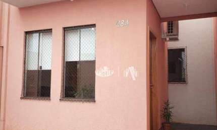 Casa com 3 quartos para alugar, 71 m² por R$ 2.150/mês - Jardim Tókio - Londrina/PR