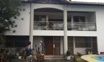 Casa à venda no Centro de Vila Velha, Vila Velha 