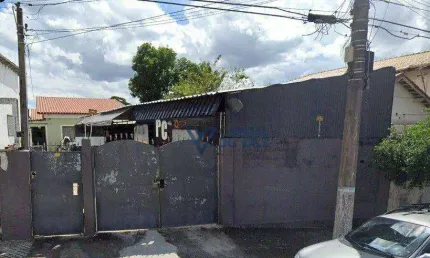 Casa com area total de 400m2, 3 dormitórios à venda, 121 m² por R$ 600.000 - Vila Maria - São José dos Campos/SP