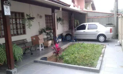 Sobrado com 4 dormitórios à venda, 280 m² por R$ 1.064.000,00 - Bosque dos Eucaliptos - São José dos Campos/SP