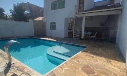 Casa com 4 dormitórios à venda, 184 m² por R$ 1.035.000 - Bosque dos Eucaliptos - São José dos Campos/SP