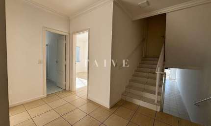 Sala comercial para alugar na Rua Ibiporã, 884, Aurora, Londrina