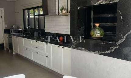 Casa à venda 215m²/3 suítes (sendo 1 com hidro)/3 vagas - Cond. Royal Forest -Esperança, Londrina,