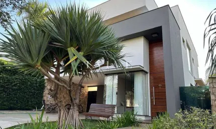 Sobrado 252m² à venda/3 suítes/4 vagas - Cond. Golden Hill - Esperança, Londrina, PR