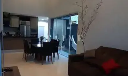 Casa à venda/ 3 quartos (sendo 1 suíte master com hidro)- Cond. Royal Maison Londrina, PR