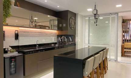 Oportunidade apartamento a venda no Ed Landmark, 214m² 2 suítes,2 Demi suítes/3 vagas, estuda permu