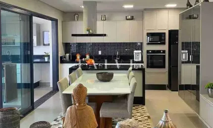 Apartamento Ed Trianon à Venda, 155m², 3 suítes, elevador privativo, andar alto, todo planejado -Gl