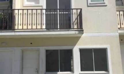 Casa em condomínio fechado com 3 quartos à venda na Estrada dos Bandeirantes, Vargem Pequena, Rio de Janeiro, 110 m2 por R$ 450.000