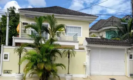 Casa em condomínio fechado com 4 quartos à venda na Rua João Marques Cadengo, Vargem Pequena, Rio de Janeiro, 320 m2 por R$ 890.000