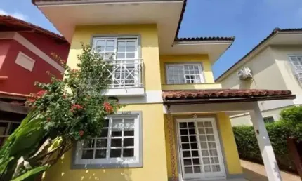 Casa em condomínio fechado com 4 quartos à venda na estrada dos bandeirantes, vargem pequena, rio de janeiro, 107 m2 por r$ 749.900
