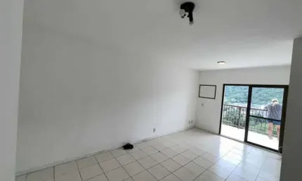 Apartamento com 4 quartos à venda na Estrada dos Bandeirantes, Jacarepaguá, Rio de Janeiro, 96 m2 por R$ 490.000