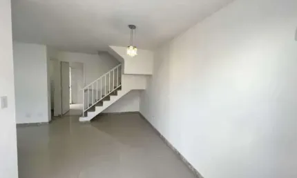 Casa em condomínio fechado com 3 quartos à venda na Rua Monsenhor Marques, Pechincha, Rio de Janeiro, 100 m2 por R$ 425.000