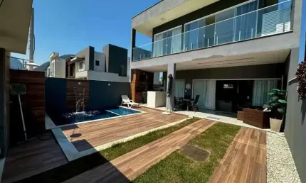 Casa em condomínio fechado com 4 quartos à venda na Rua Salomão Malina, Vargem Pequena, Rio de Janeiro, 200 m2 por R$ 1.080.000
