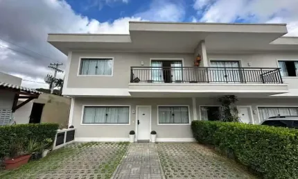 Casa em condomínio fechado com 3 quartos à venda na Rua Manhuaçu, Vargem Grande, Rio de Janeiro, 138 m2 por R$ 775.000