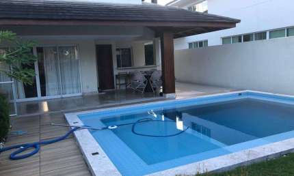 Residencial Itapuã, 806m², 4 Suítes, Armários, 5 Vagas