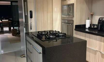Soho, 113m², 3 Quarto, Vista Mar, Armários, 3 Vagas
