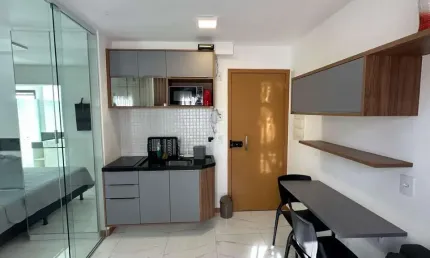 Smart Farol - Barra, 32m², 1 Quarto, Varanda, Mobiliado