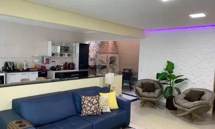 Casa com 3 quartos à venda na Rua Cisplatina, Vila Pires, Santo André